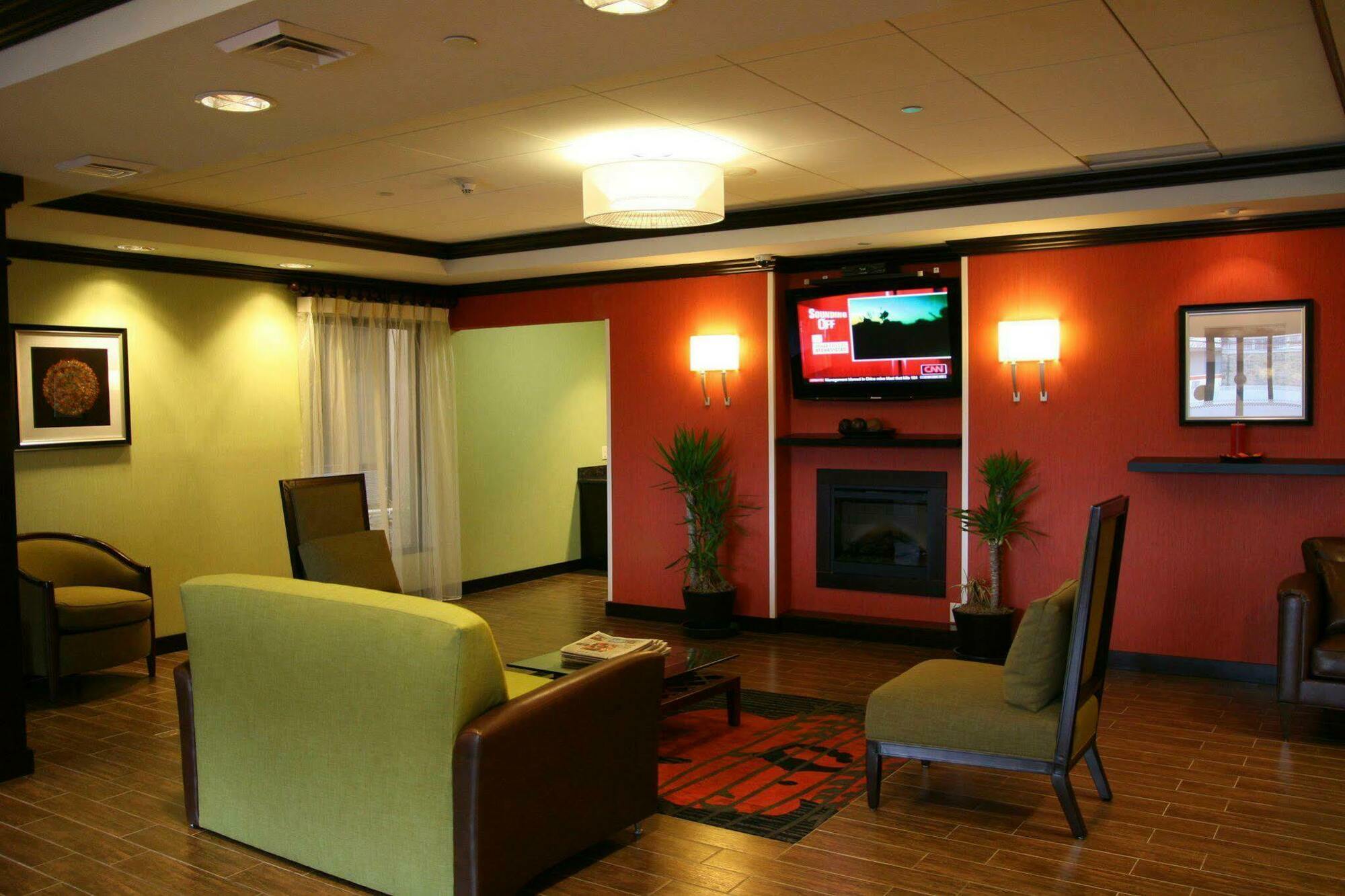 Hampton Inn Jericho - Westbury Интерьер фото